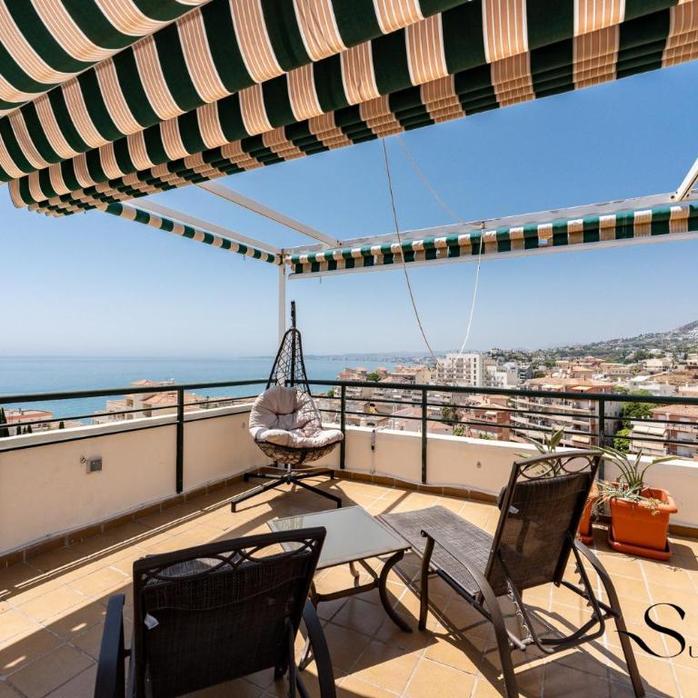 Terrace of Paradise, 3 Bed Duplex, Bbq, Views, Pool, Parking - Penthouse-Apartment - 39