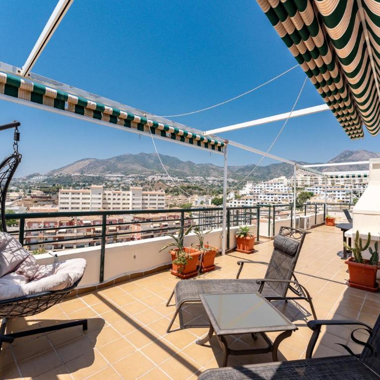 Terrace of Paradise, 3 Bed Duplex, Bbq, Views, Pool, Parking - Penthouse-Apartment - 42