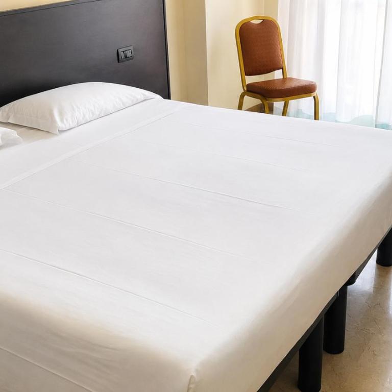 Hotiday Firenze Novoli - Double or Twin Room - 2
