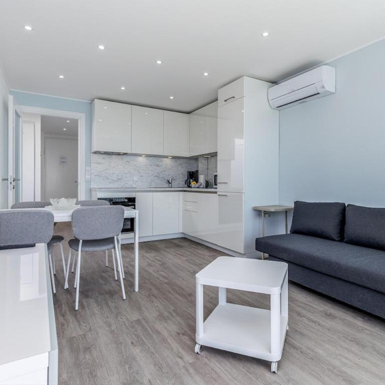 Apartment with large balcony - Appartement 2 Chambres - 18