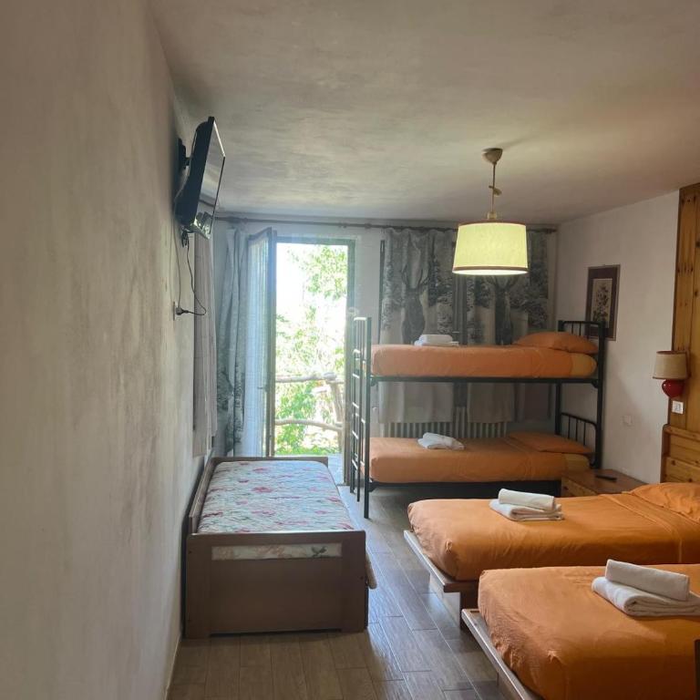Albergo Garni Villa Lory - Habitación Cuádruple Clásica - 1