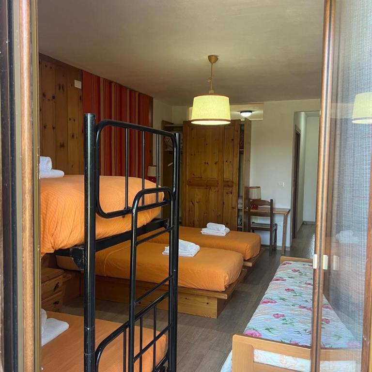 Albergo Garni Villa Lory - Habitación Cuádruple Clásica - 2