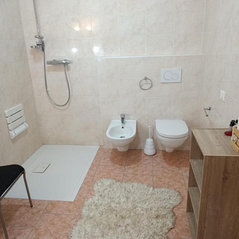 Albergo Garni Villa Lory - Habitación Cuádruple Clásica - 3