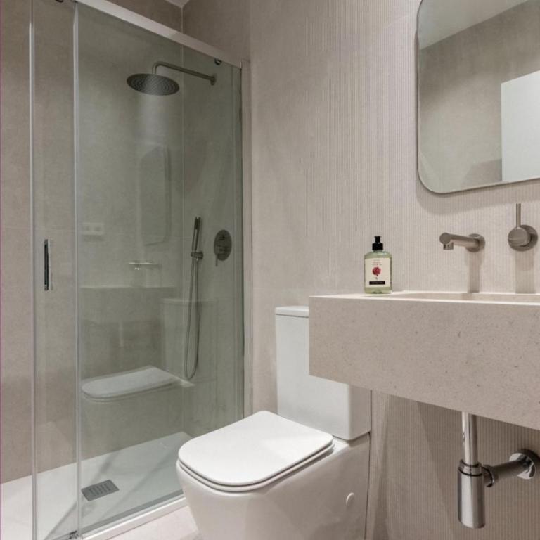 Elegant Paris Apartment near Trocadéro - Appartement 3 Chambres - 15