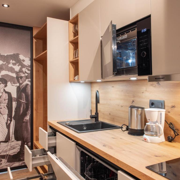 Aparthotel Maso Corto - One-Bedroom Deluxe Apartment - 13
