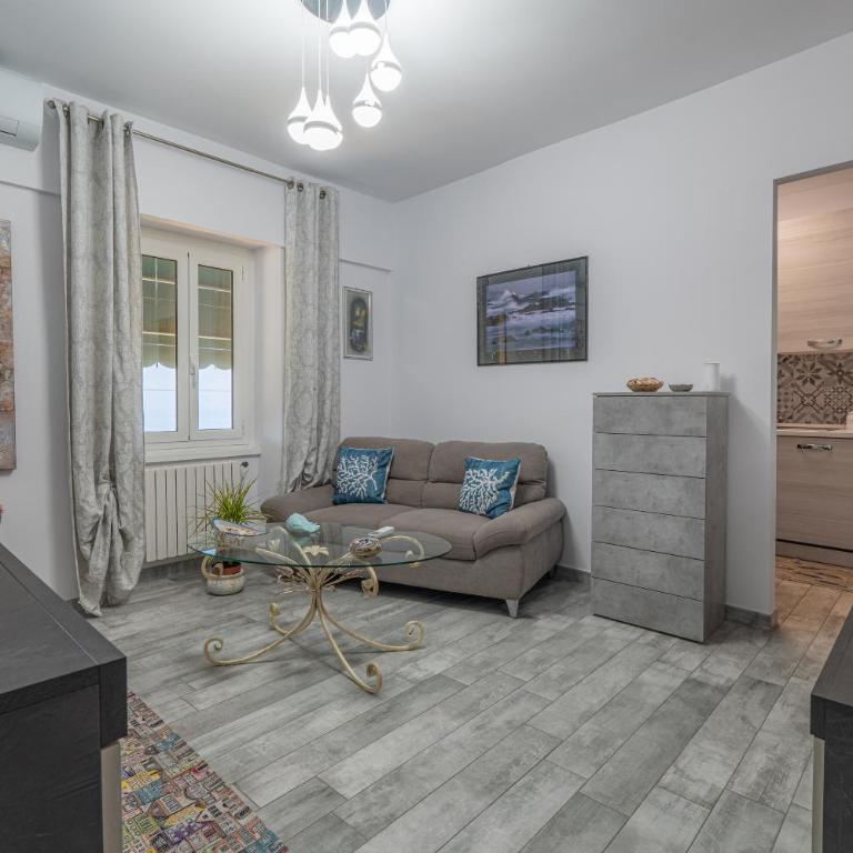Breathtaking Sea View -Terrace & Parking - Appartamento con 2 Camere da Letto - 28