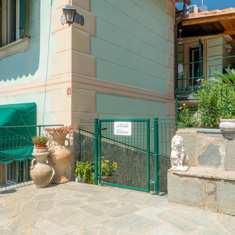 Breathtaking Sea View -Terrace & Parking - Appartamento con 2 Camere da Letto - 32