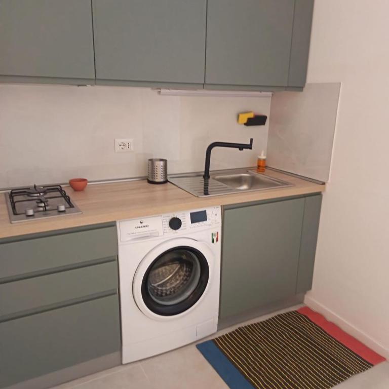 Vic SeaHouse 2 apartments - Three-Bedroom Apartment - 11