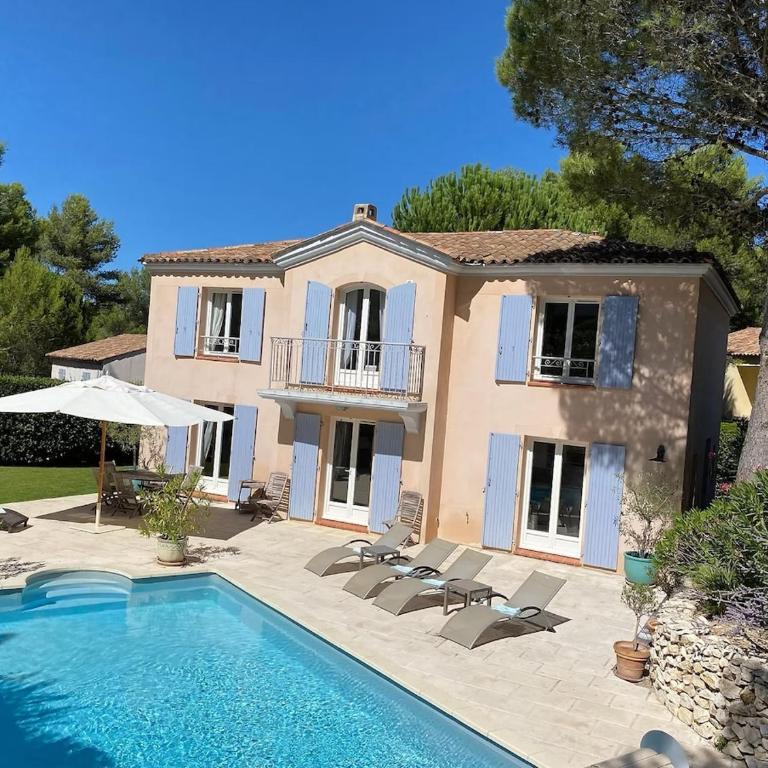 Bastide avec piscine chauffée Domaine de Pont Royal & Golf - Villa - 1