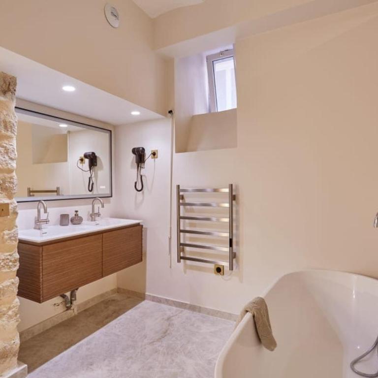 Air-conditioned loft-style - Appartement 3 Chambres - 32