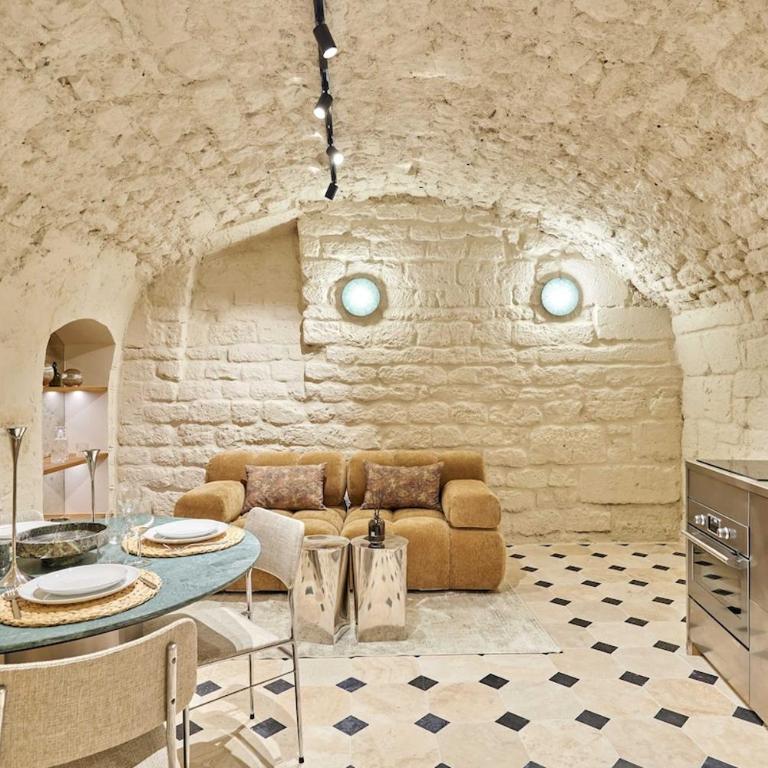 Beautiful new triplex - Appartement 2 Chambres - 18