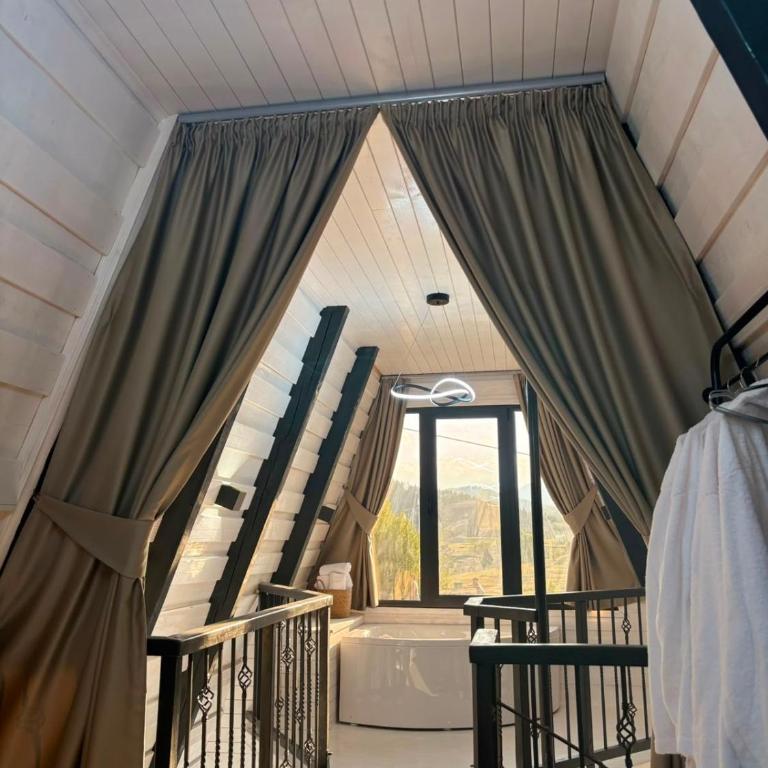 Cottage Rosna dolina - Dewy valley - Private wellness & Spa retreat - One-Bedroom House - 4
