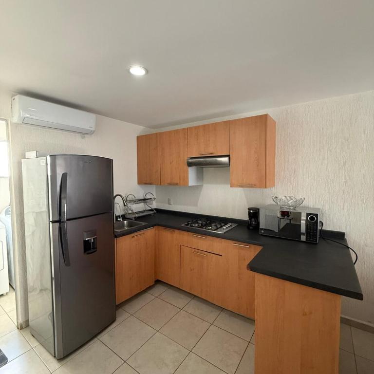 Comfortable apartment near Arena GDL and the Zoo - Two-Bedroom Apartment - 8