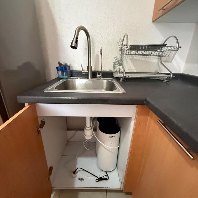 Comfortable apartment near Arena GDL and the Zoo - Two-Bedroom Apartment - 35
