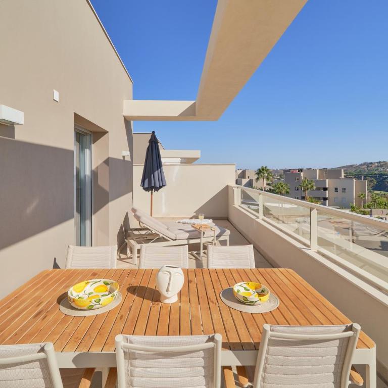 Penthouse in La Cala Golf Resort - Three-Bedroom Premium Apartment with Resort View - 8