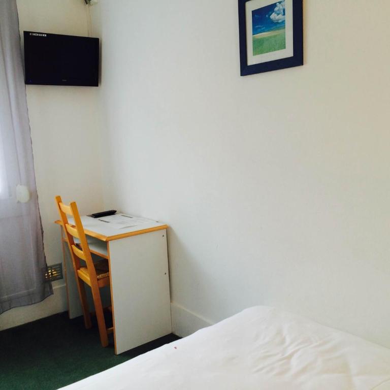 Hôtel De Normandie - Chambre Double avec Toilettes Communes - 4
