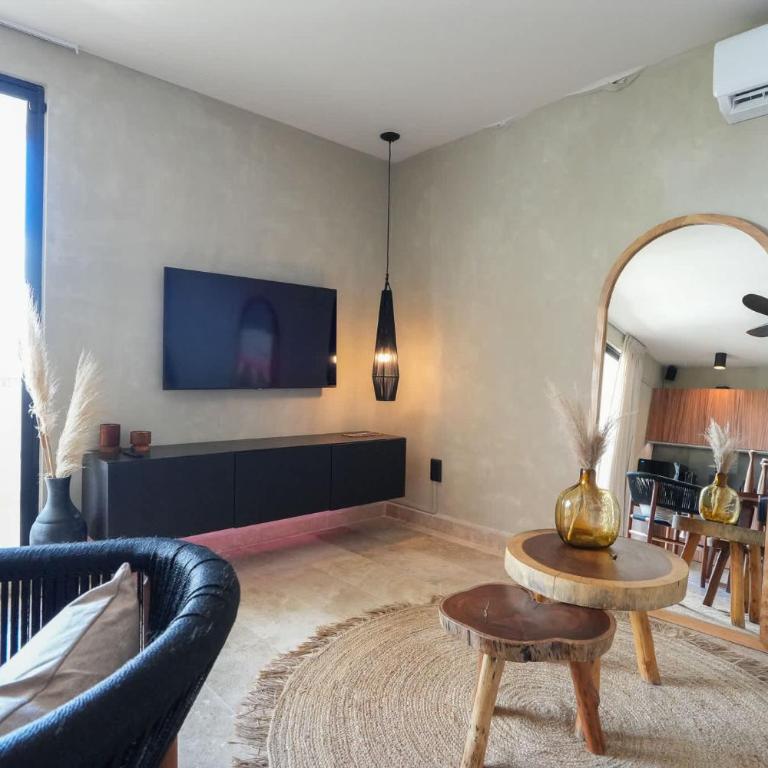 Modern 2BR Retreat in Parques Zama with Private Pool - Apartamento - 5