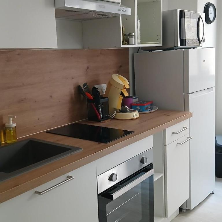 Le Patio Studio avec cour privée en cœur de ville - Apartamento de 1 dormitorio - 7