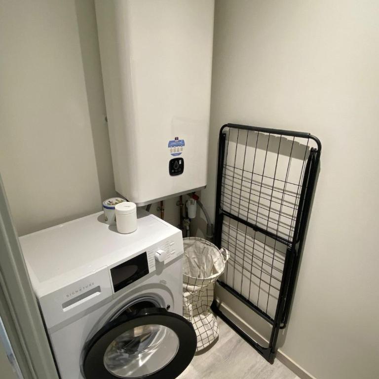 Le Patio Studio avec cour privée en cœur de ville - Apartamento de 1 dormitorio - 10