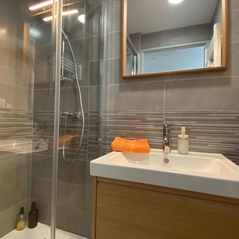 Le Patio Studio avec cour privée en cœur de ville - Apartamento de 1 dormitorio - 14
