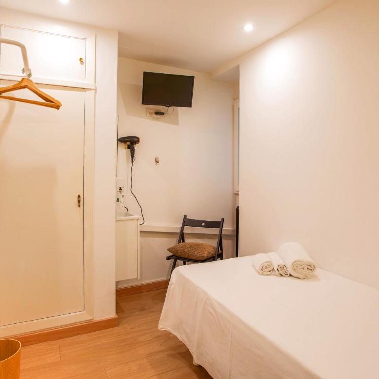 Pensión Centro - Chambre Simple Standard avec Salle de Bains Commune - 3
