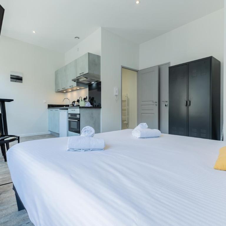 Superbe appartement avec climatisation et belle pierre Bordelaise pour 2 personnes - One-Bedroom Apartment - 7