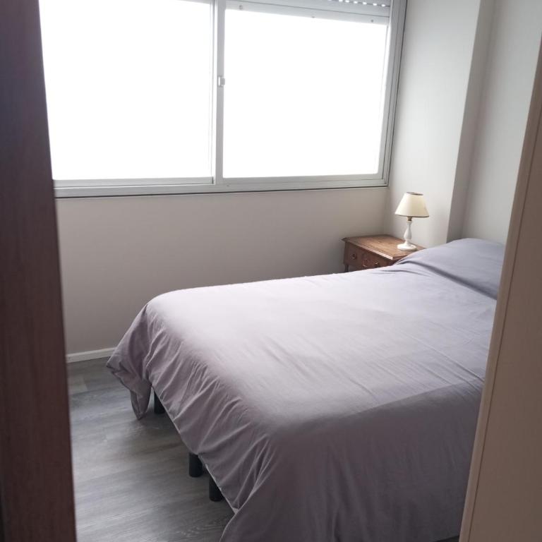 Excelente Depto 2 dormitorios frente y vista al mar playa Varese, Edificio Cabo Corrientes - Apartamento de 2 dormitorios - 13
