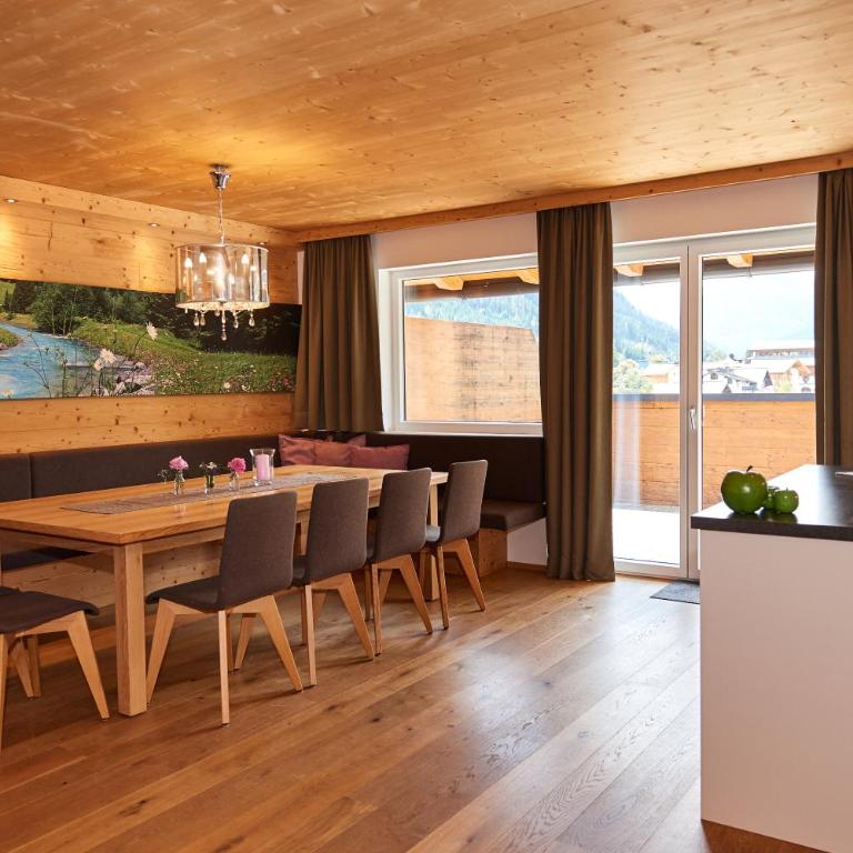 Central - Holiday Resort Flachau - Penthouse Apartment - 1