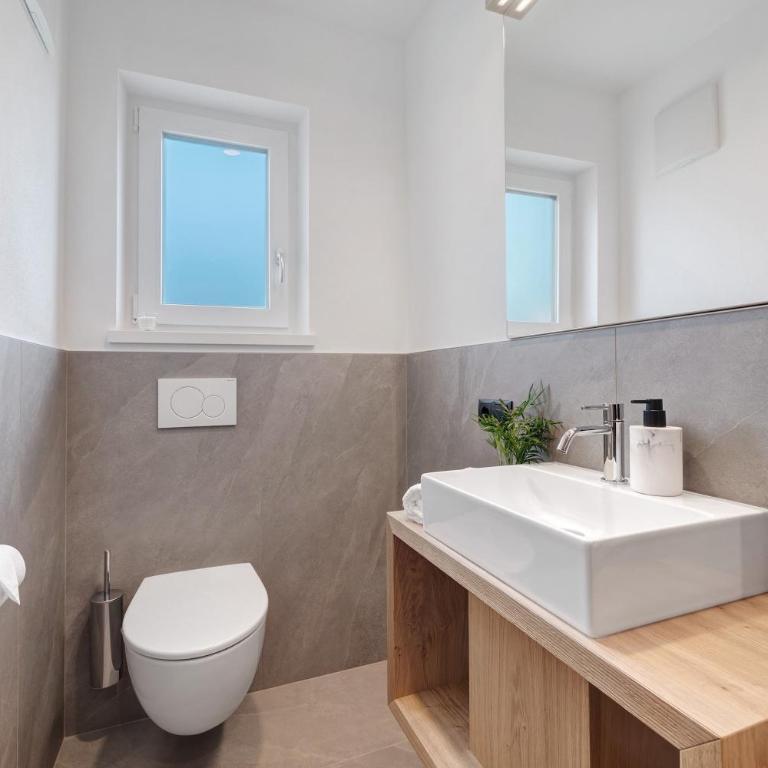 Sankt Corbinian Apartement 1 - Appartamento Deluxe con 2 Camere da Letto e Vista Giardino - 16