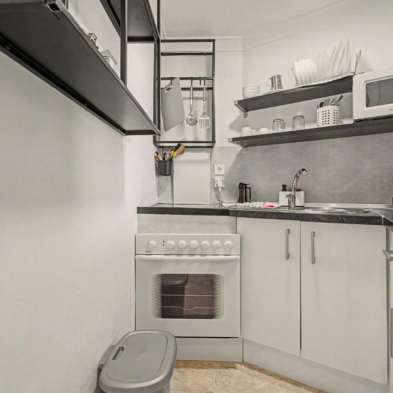 La Colina - Appartement 1 Chambre avec Jardin - 12