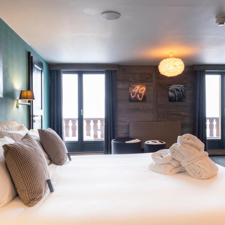 Hotel Farinet - Chambre Double ou Lits Jumeaux Supérieure avec Balcon - 3