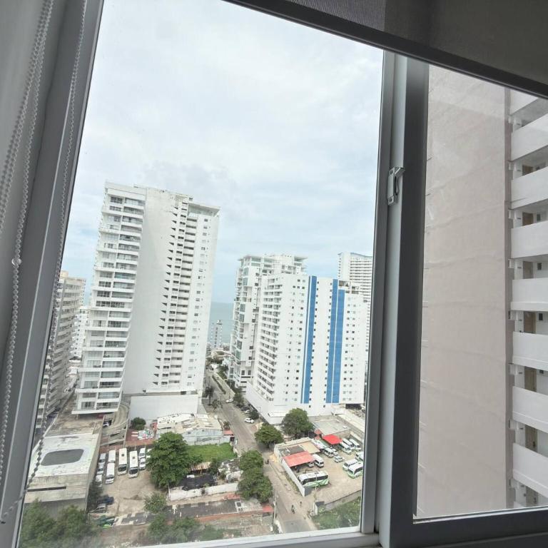 Exclusive 3 Bedroom Apartment - Sunset 47 - Apartment - 23