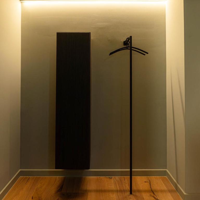 Conlon House Central - "Conlon Room" - 3