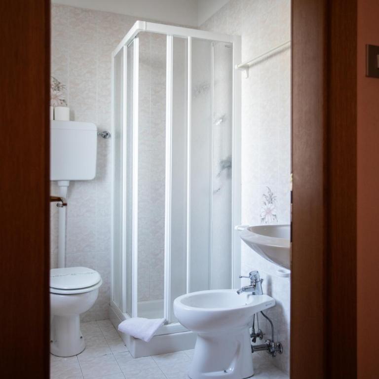 Casa per Ferie Le Rais - Camera Tripla con Bagno Privato - 13