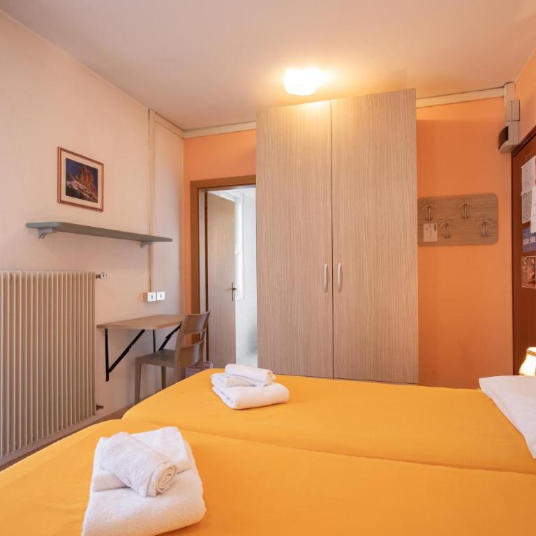 Casa per Ferie Le Rais - Camera Matrimoniale/Doppia con Letti Singoli con Bagno Privato - 3