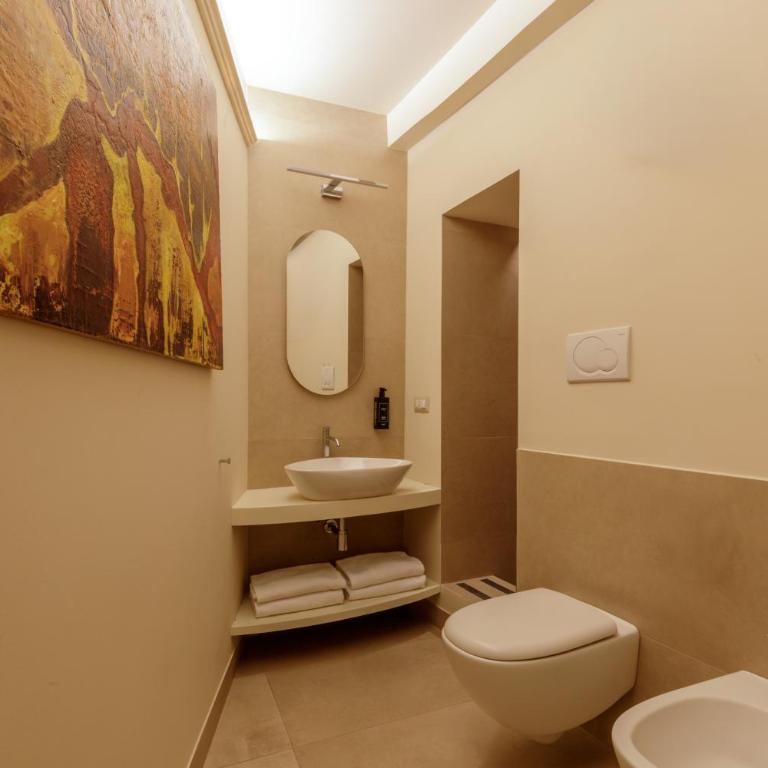 Spanish Steps - Fontanella Borghese - One-Bedroom Apartment - 4