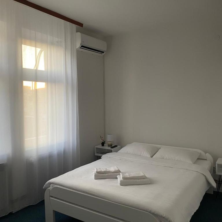 Berise Hostel - Double Room - 24