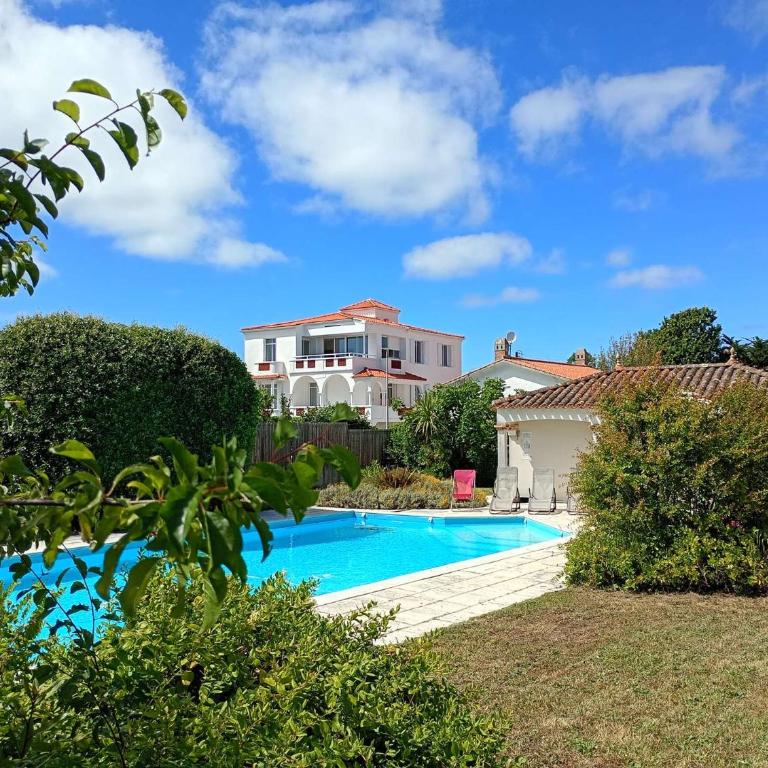 Phare - SAINT HILAIRE DE RIEZ - Maison 4 Chambres - 2