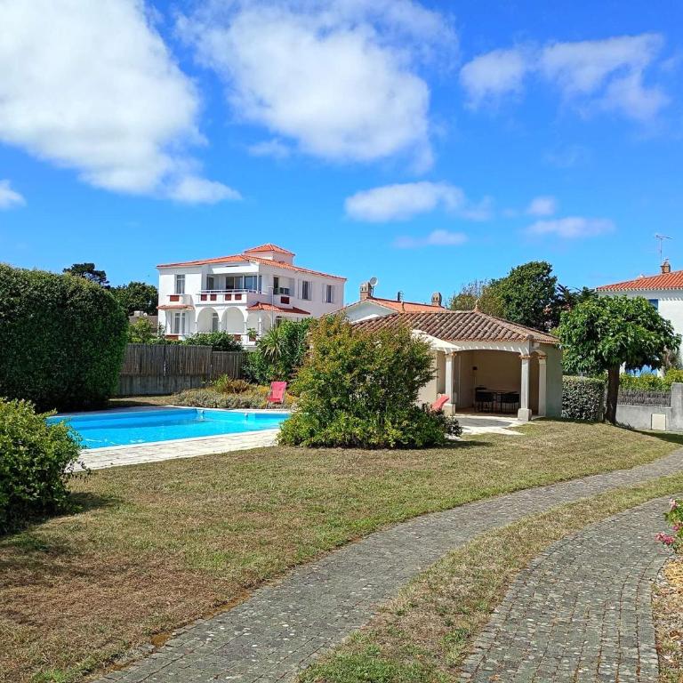 Phare - SAINT HILAIRE DE RIEZ - Maison 4 Chambres - 24
