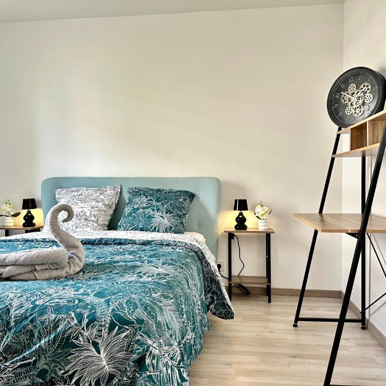 Charmant 2 pièces avec terrasse & tram à 5 min - Appartement 1 Chambre - 25