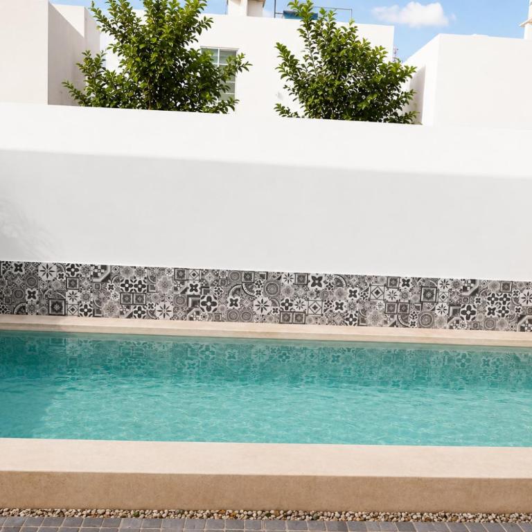 Casa Completa con Piscina Privada 10 min Aeropuerto Ideal para Familias y viajeros - Casa de 2 dormitorios - 4