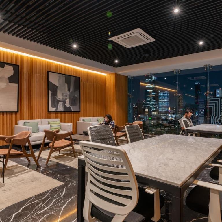 Design Suite Bathtub Rooftop Pool, Gym, BBQ - Apartamento de 1 dormitorio - 3