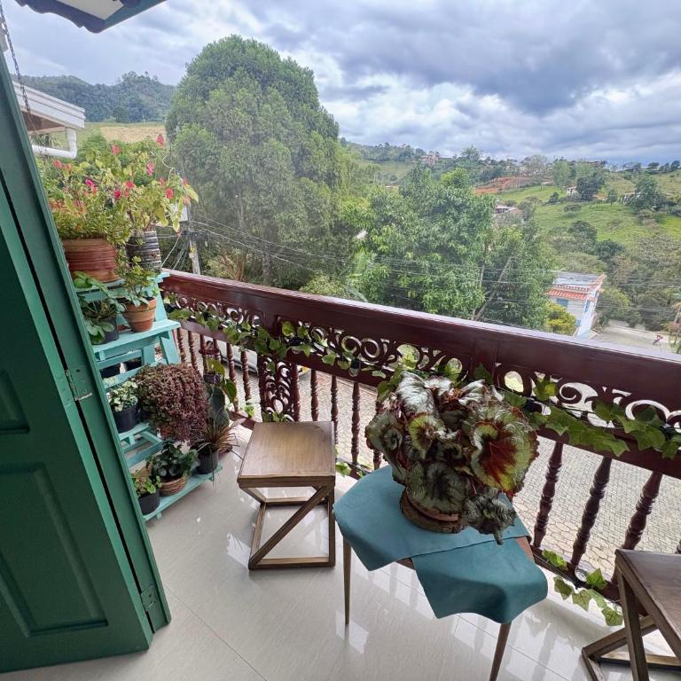 Blomst Casa Hostal - Deluxe Double or Twin Room - 4