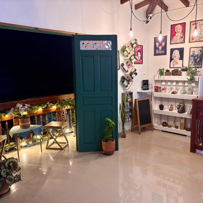 Blomst Casa Hostal - Deluxe Double or Twin Room - 7