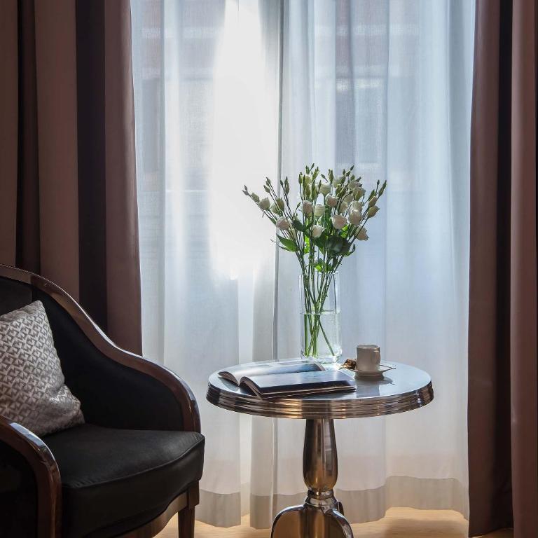 Relais Rione Ponte - Camera Deluxe Matrimoniale/Doppia con Letti Singoli con Vista Città - 18