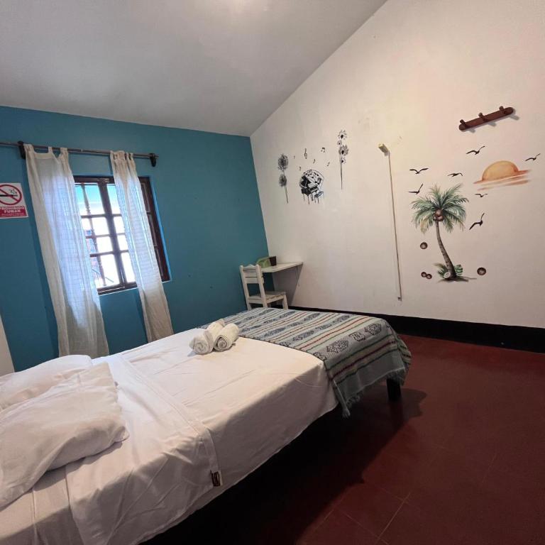 Wayra Hostel Huanchaco - Double Room with Shared Bathroom - 9