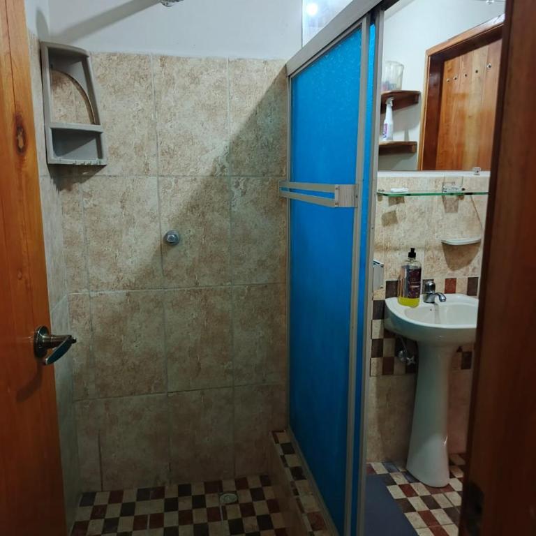 Casa Scalecia AIRNB para 5 personas - Three-Bedroom House - 4