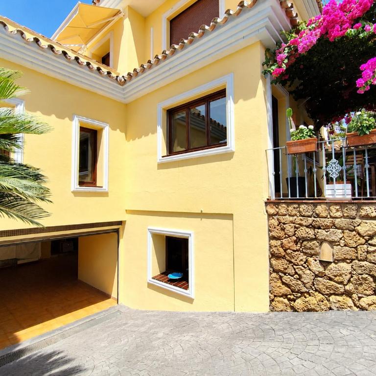 Villa Moumi - Villa with Private Pool - 33