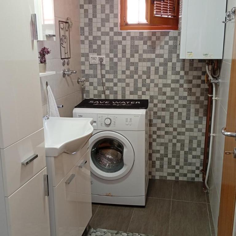 Apartman sa garažom i internetom - Apartman sa 1 Spavaćom Sobom - 19