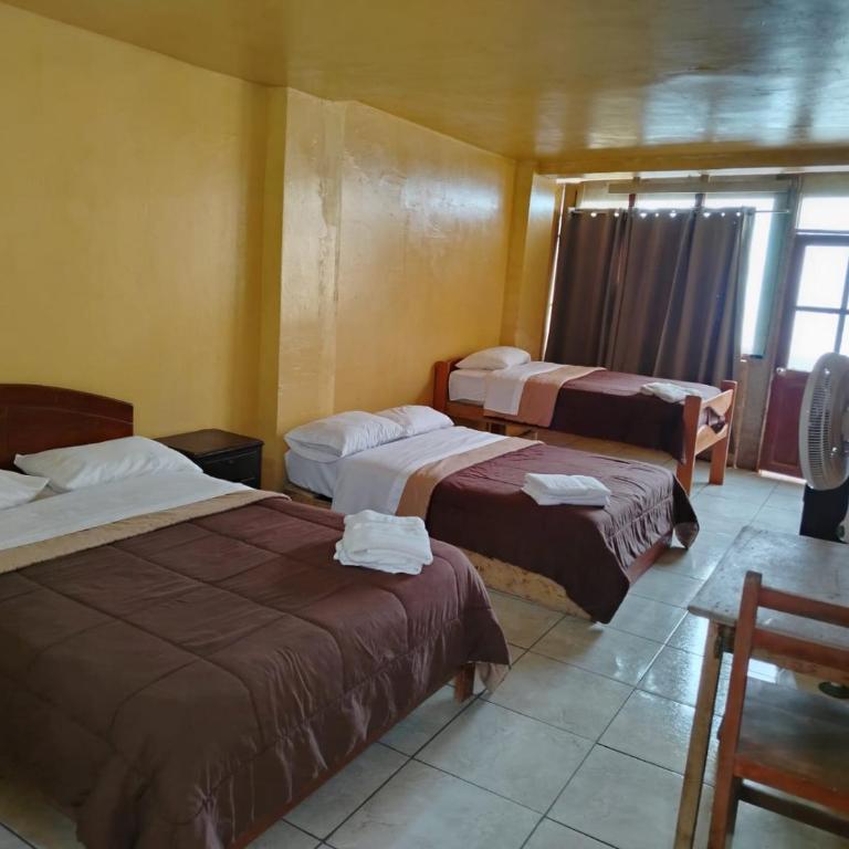 Hotel Los Burritos - Triple Room with Balcony - 3